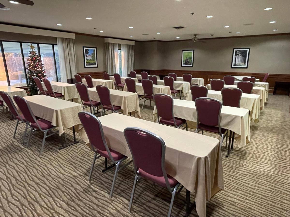 Comfort Inn Pinehurst - Southern Pines Εξωτερικό φωτογραφία