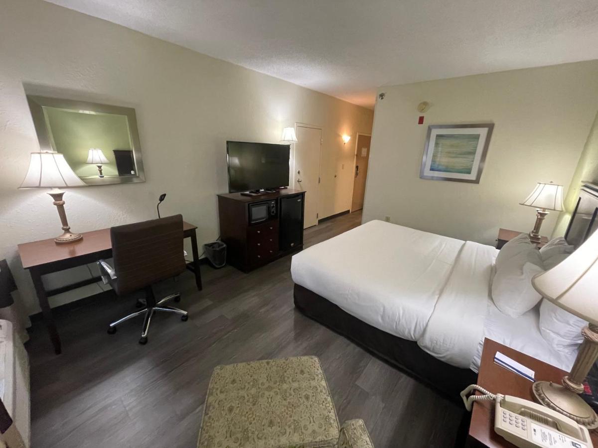 Comfort Inn Pinehurst - Southern Pines Εξωτερικό φωτογραφία