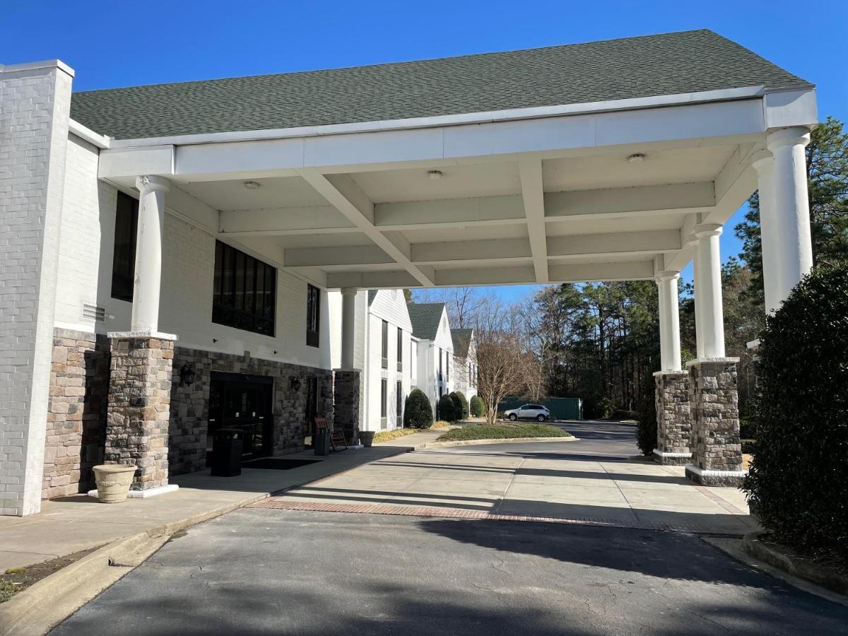 Comfort Inn Pinehurst - Southern Pines Εξωτερικό φωτογραφία