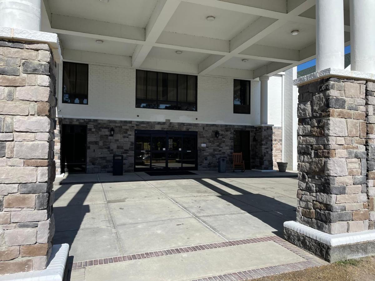 Comfort Inn Pinehurst - Southern Pines Εξωτερικό φωτογραφία
