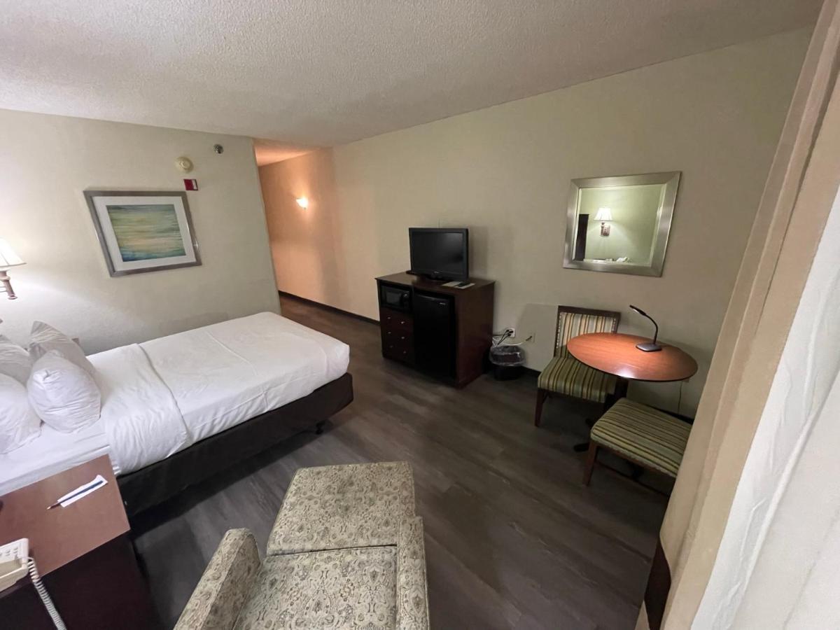 Comfort Inn Pinehurst - Southern Pines Εξωτερικό φωτογραφία