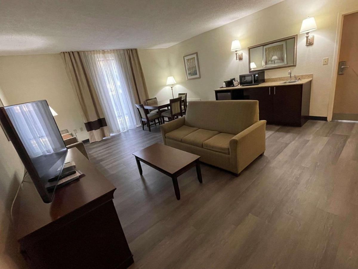 Comfort Inn Pinehurst - Southern Pines Εξωτερικό φωτογραφία